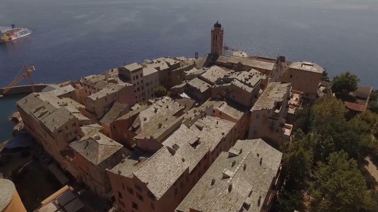 Апартаменти La Casa Di L'Acqua Au Pied De La Citadelle Бастія Екстер'єр фото